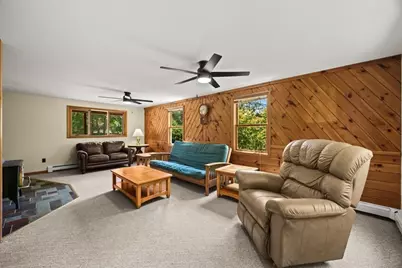 44 Liberty St, Taunton, MA 02718 - Photo 9