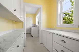 28 Appleton St, Watertown, MA 02472 - Photo 17
