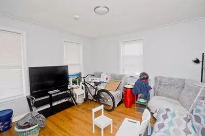 90 Andrew St, Springfield, MA 01109 - Photo 7