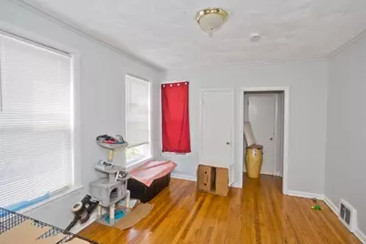 90 Andrew St, Springfield, MA 01109 - Photo 9