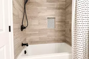 39 Dorchester St, Boston, MA 02127 - Photo 11