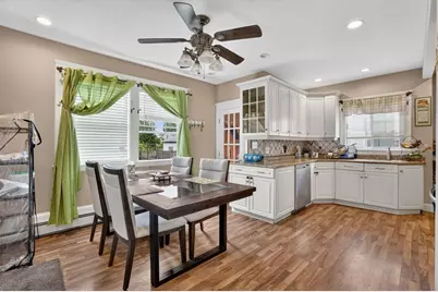 54 Oak St, Brockton, MA 02301 - Photo 5