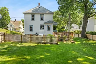 17 Shields St, Mansfield, MA 02048 - Photo 3