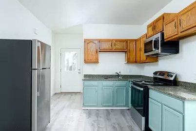 19 Kelley Sq, Worcester, MA 01610 - Photo 15