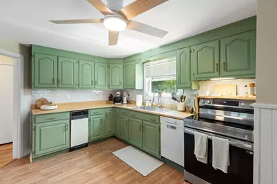 1569 Main St, Tewksbury, MA 01876 - Photo 13