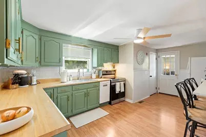 1569 Main St, Tewksbury, MA 01876 - Photo 9