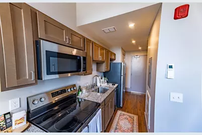 90 Grove St #306, Worcester, MA 01605 - Photo 3