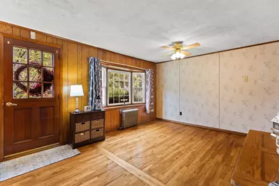 158 Rowayne Park, Bridgewater, MA 02324 - Photo 5