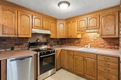 158 Rowayne Park, Bridgewater, MA 02324 - Photo 7