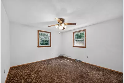 1 Ridgeway Ave, Billerica, MA 01821 - Photo 9