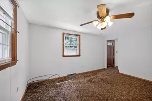 1 Ridgeway Ave, Billerica, MA 01821 - Photo 11
