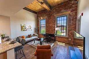 90 Grove St, Worcester, MA 01605 - Photo 5