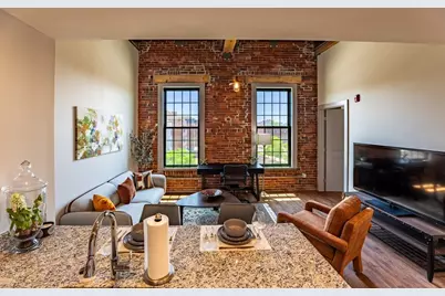 90 Grove St #307, Worcester, MA 01605 - Photo 3