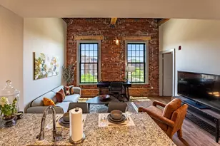 90 Grove St, Worcester, MA 01605 - Photo 3