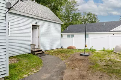 35 Essex Street, Athol, MA 01331 - Photo 13