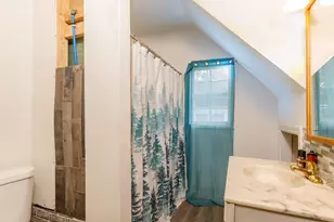35 Essex St, Athol, MA 01331 - Photo 11