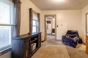 35 Essex St, Athol, MA 01331 - Photo 5