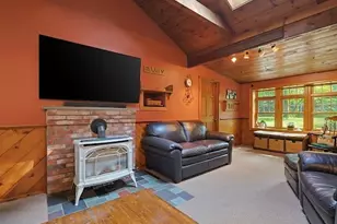 209 Highland St, Stoughton, MA 02072 - Photo 15