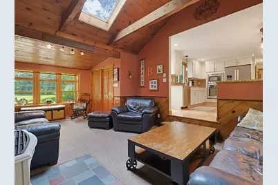 209 Highland St, Stoughton, MA 02072 - Photo 13