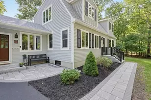 209 Highland St, Stoughton, MA 02072 - Photo 3