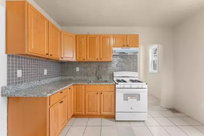 60 Commercial St, Lynn, MA 01905 - Photo 3
