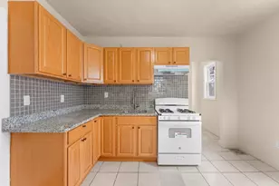 60 Commercial St, Lynn, MA 01905 - Photo 3