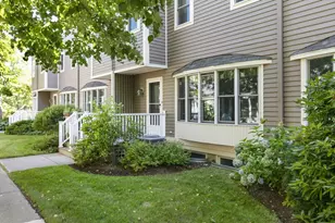 8 Locust Ln, Watertown, MA 02472 - Photo 35