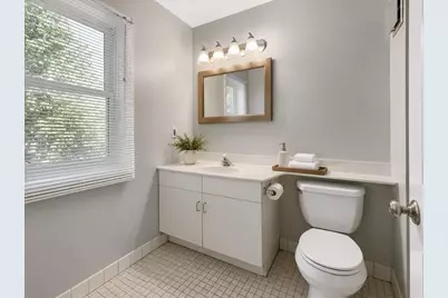 8 Locust Ln #4, Watertown, MA 02472 - Photo 21