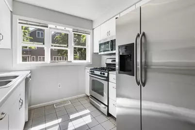 8 Locust Ln #4, Watertown, MA 02472 - Photo 15