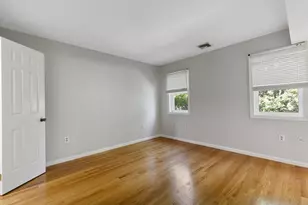 8 Locust Ln, Watertown, MA 02472 - Photo 25