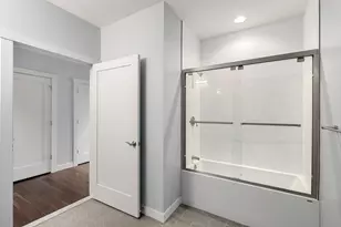 136 Babcock St, Brookline, MA 02446 - Photo 7