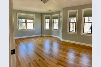 9 Wilton Rd #1, Newton, MA 02460 - Photo 5