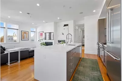 5 Mohawk St #5, Boston, MA 02127 - Photo 9