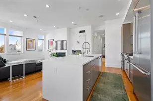 5 Mohawk St, Boston, MA 02127 - Photo 9