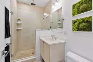 5 Mohawk St, Boston, MA 02127 - Photo 17