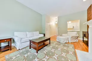 237 W Newton St, Boston, MA 02116 - Photo 3
