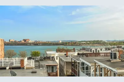 443 E 7th #3, Boston, MA 02127 - Photo 11