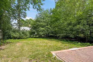 286 Porter St, Melrose, MA 02176 - Photo 37