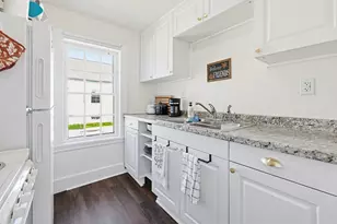 865 Washington St, Holliston, MA 01746 - Photo 33