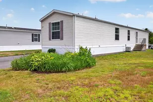 67 Debby Ln, Raynham, MA 02767 - Photo 23