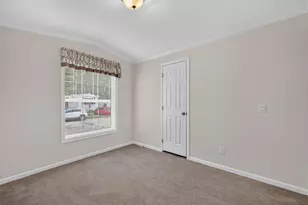 67 Debby Ln, Raynham, MA 02767 - Photo 15