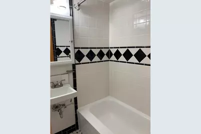 229 Everett St #8, Boston, MA 02128 - Photo 3