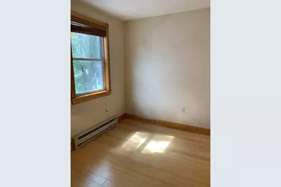 229 Everett St #8, Boston, MA 02128 - Photo 9