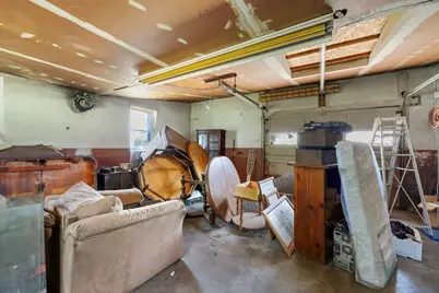 69 Worthington St, Chicopee, MA 01020 - Photo 27