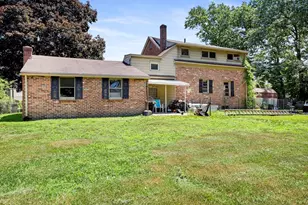 69 Worthington St, Chicopee, MA 01020 - Photo 33