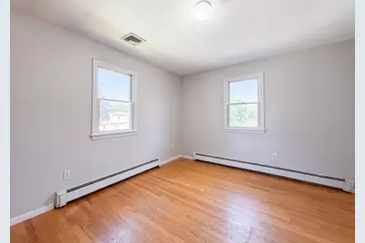 4 Macarthur Cir, Peabody, MA 01960 - Photo 21