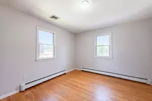 4 MacArthur Cir, Peabody, MA 01960 - Photo 21