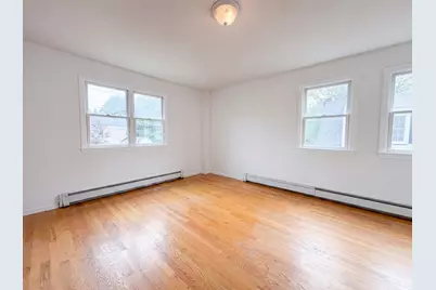 4 Macarthur Cir, Peabody, MA 01960 - Photo 13