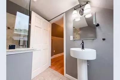 4 Macarthur Cir, Peabody, MA 01960 - Photo 21