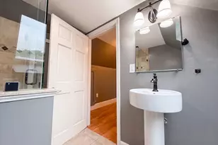 4 MacArthur Cir, Peabody, MA 01960 - Photo 21